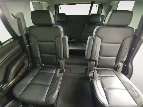 Used 2019 Chevrolet Tahoe LT image 13