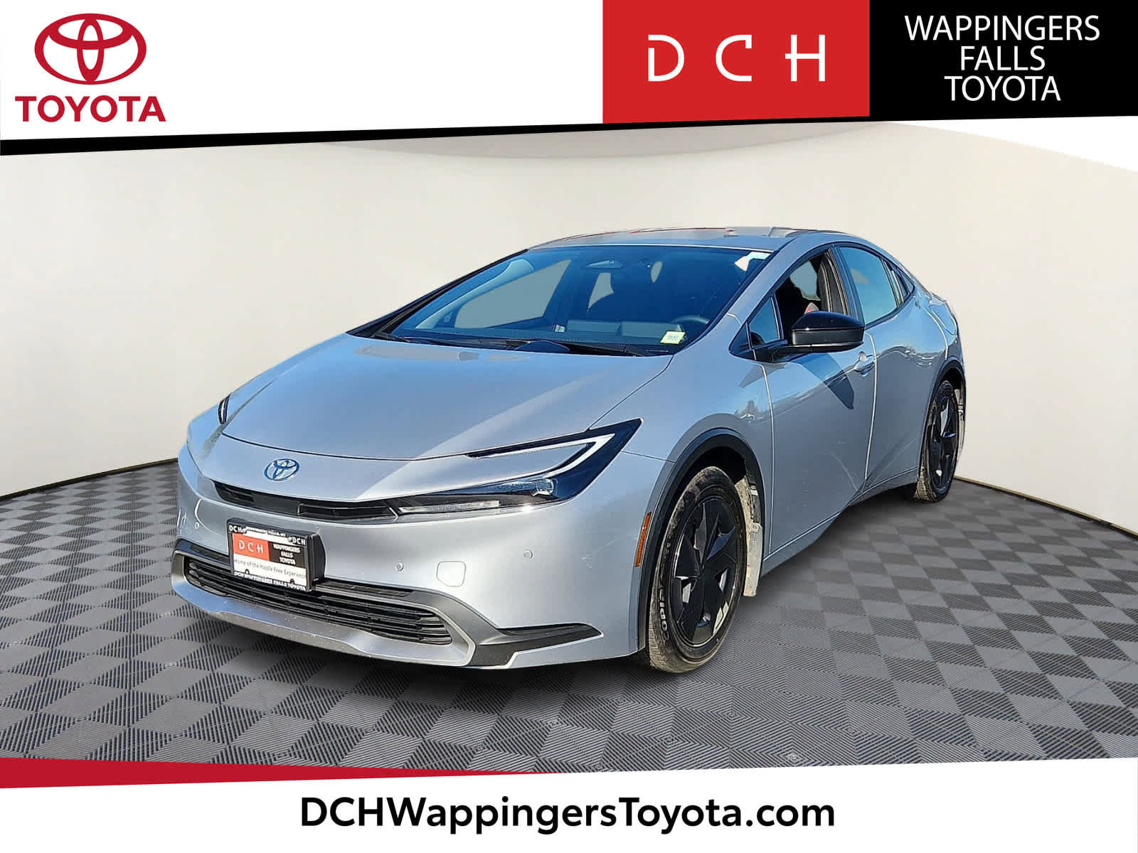 Used 2026 Toyota Prius Plug-In Hybrid FWD image 1