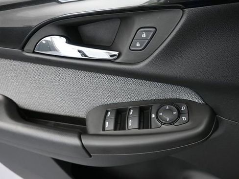 New 2026 Chevrolet TrailBlazer LT w/ Driver Confidence Package FWD image 39