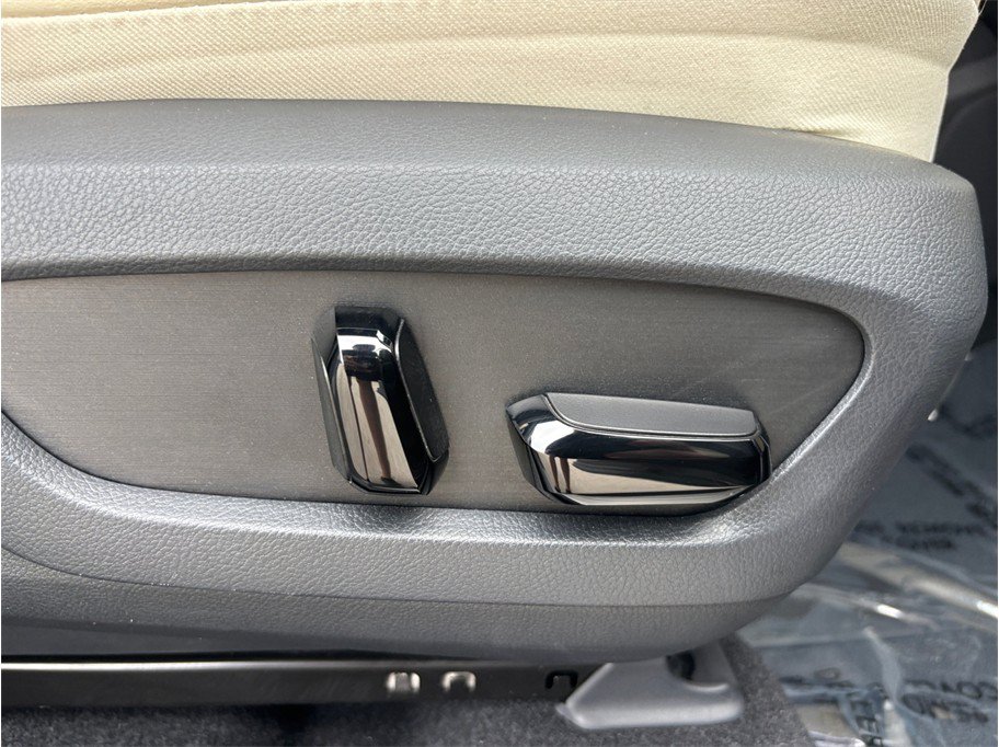 Used 2024 Lexus NX 350h AWD image 41