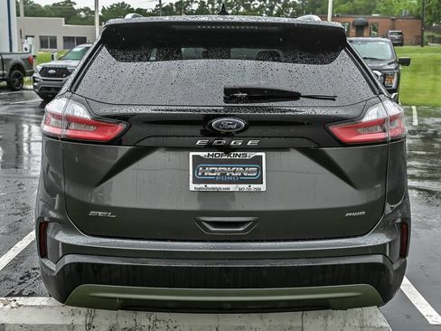 Certified 2024 Ford Edge SEL w/ Convenience Package AWD/4WD image 9