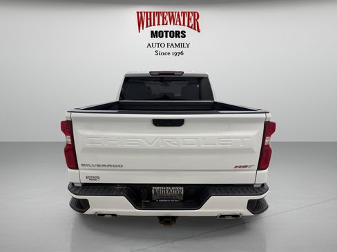 Used 2022 Chevrolet Silverado 1500 RST w/ Z71 Off-Road Package AWD/4WD image 3