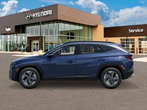 New 2026 Hyundai Tucson SEL FWD image 3