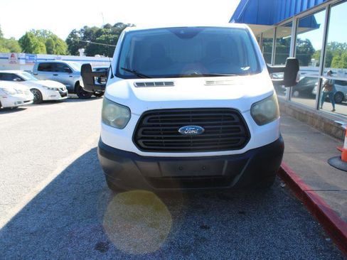 Used 2016 Ford Transit 250 130 Low Roof RWD image 2