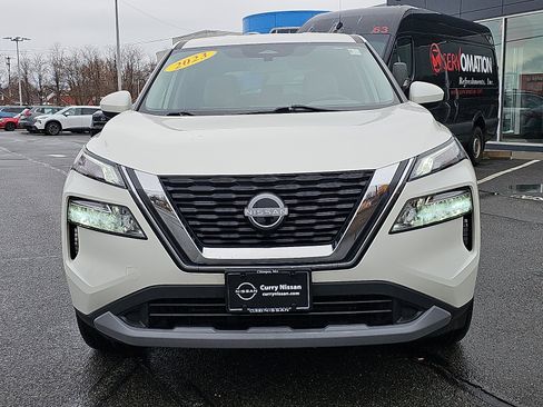 Certified 2023 Nissan Rogue SV image 2