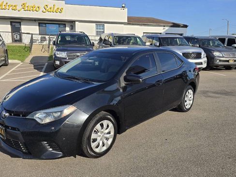 Used 2015 Toyota Corolla LE FWD image 47