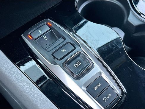 Used 2019 Honda Pilot Touring image 17