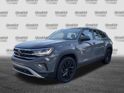Used 2023 Volkswagen Atlas Cross Sport SE w/ Black Wheel Package FWD image 5