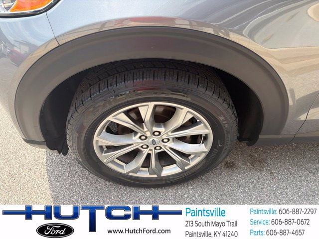 Used 2021 Ford Explorer Limited w/ Equipment Group 301A AWD/4WD image 9