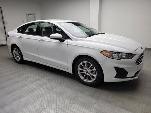 Used 2020 Ford Fusion SE w/ Fleet SE Value Package FWD image 11