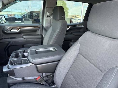Used 2024 GMC Sierra 1500 Elevation AWD/4WD image 9
