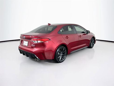 Certified 2023 Toyota Corolla SE image 6