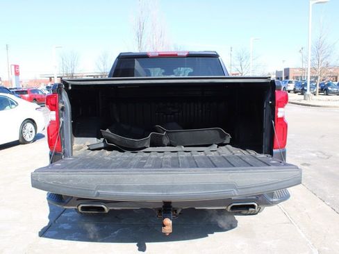 Used 2022 Chevrolet Silverado 1500 RST image 10