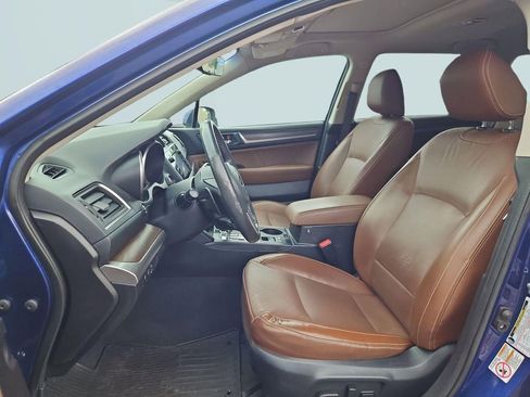 Used 2017 Subaru Outback 2.5i Touring w/ Popular Package #5A AWD/4WD image 23