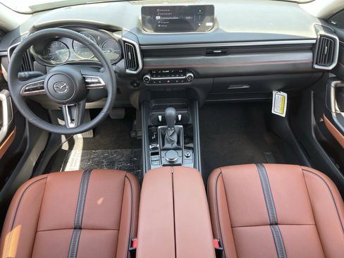 Used 2025 MAZDA CX-50 AWD 2.5 Turbo w/ Premium Pkg image 17