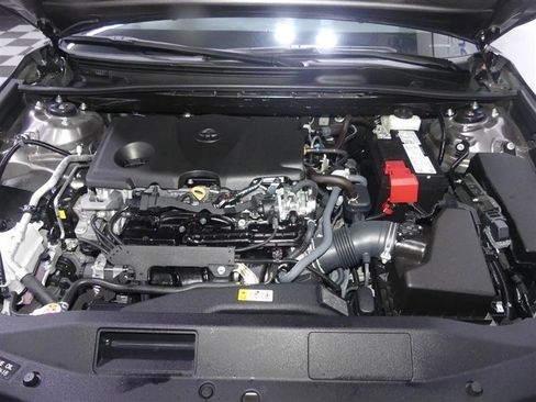 Used 2024 Toyota Camry SE w/ Cold Weather Package FWD image 12