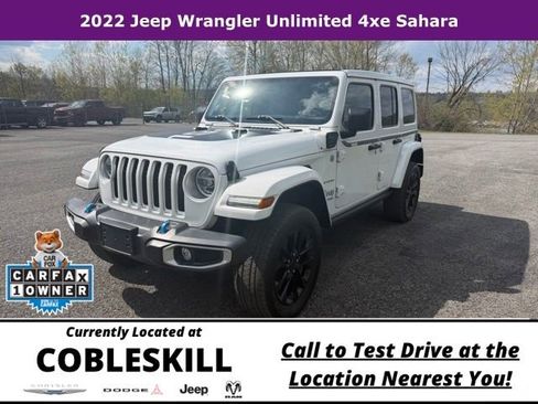 Used 2022 Jeep Wrangler Unlimited Sahara AWD/4WD image 9