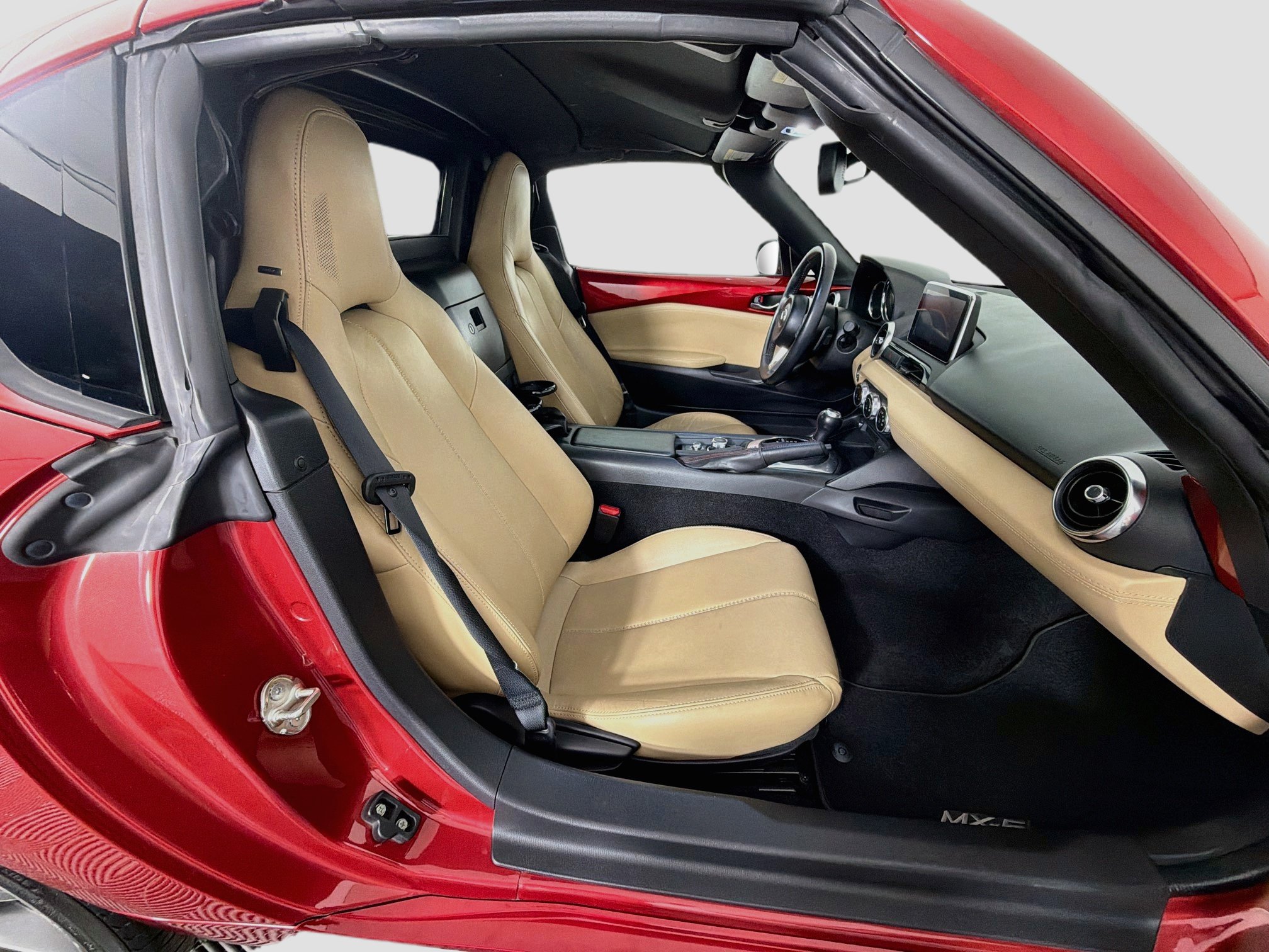 Used 2017 MAZDA MX-5 Miata RF Grand Touring RWD image 27