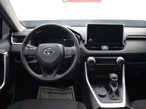 Used 2024 Toyota RAV4 XLE w/ Convenience Package AWD/4WD image 15
