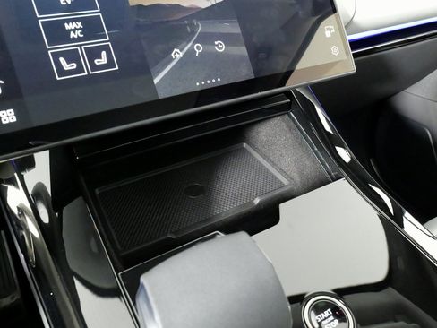 Used 2025 Land Rover Range Rover Sport Autobiography image 66