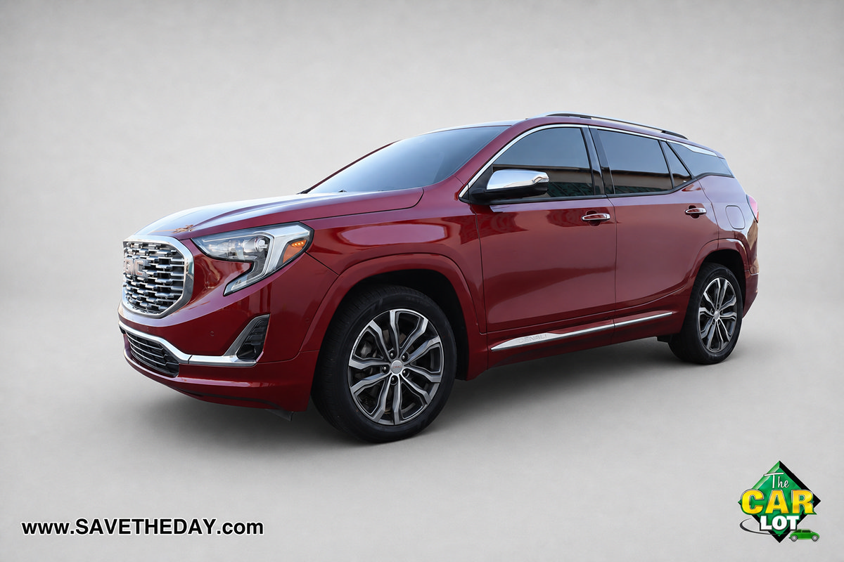Used 2019 GMC Terrain Denali w/ Advanced Safety Package FWD image 4