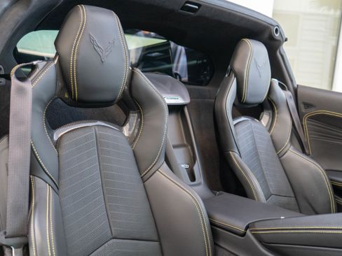 Used 2023 Chevrolet Corvette Z06 w/ Stealth Interior Trim Package image 32