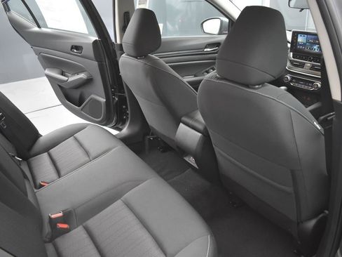 New 2025 Nissan Altima 2.5 SV w/ SV Special Edition Package image 18