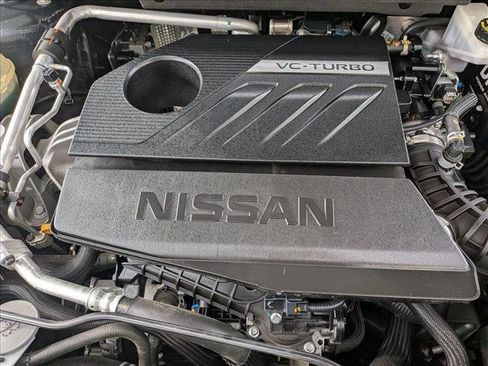 Used 2023 Nissan Rogue S AWD/4WD image 21