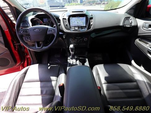 Used 2018 Ford Escape Titanium image 7