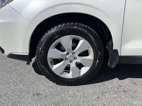 Used 2014 Subaru Forester 2.5i Premium w/ Protection Package #1 AWD/4WD image 12