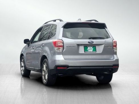 Used 2017 Subaru Forester 2.5i Touring image 6