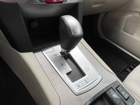 Used 2014 Subaru Legacy 2.5i Premium image 28