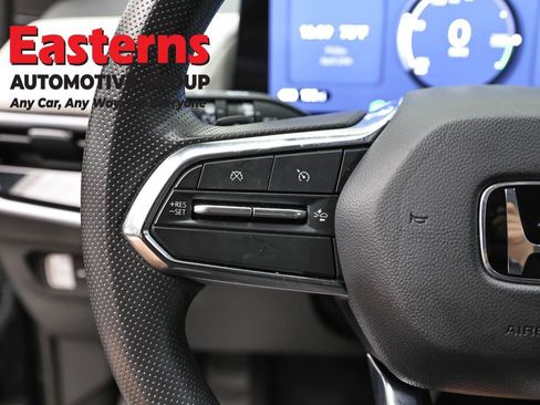 Used 2025 Honda Prologue EX image 15