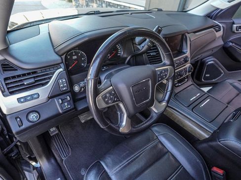 Used 2019 GMC Yukon XL Denali w/ Denali Ultimate Package RWD image 39