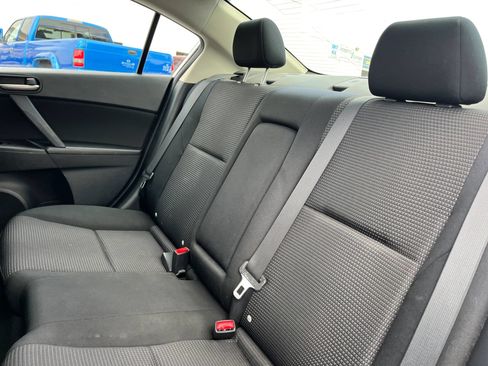 Used 2012 MAZDA MAZDA3 i Touring FWD image 17