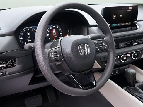 New 2025 Honda Accord SE image 13