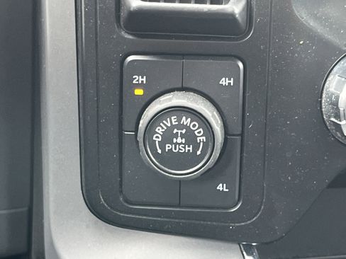 Used 2024 Ford F150 XLT w/ Mobile Office Package image 8