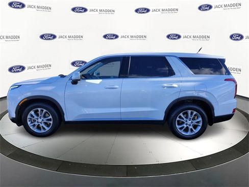 Used 2021 Hyundai Palisade SE image 2
