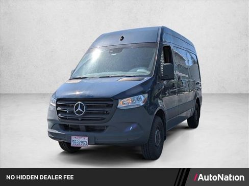 Used 2021 Mercedes-Benz Sprinter 1500 image 1