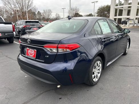 Used 2024 Toyota Corolla LE image 5
