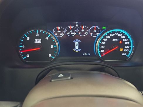 Used 2018 GMC Yukon XL Denali AWD/4WD image 22