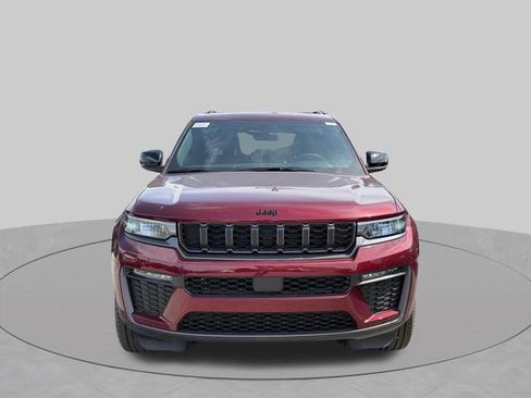 New 2026 Jeep Grand Cherokee Limited w/ Limited Altitude Package AWD/4WD image 12