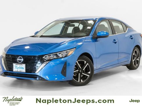 Used 2025 Nissan Sentra SV FWD image 1