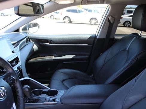 Used 2021 Toyota Camry XSE w/ Carpet Mat Package (TMS) FWD image 32
