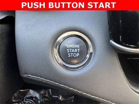 Certified 2022 Toyota Highlander XLE image 36