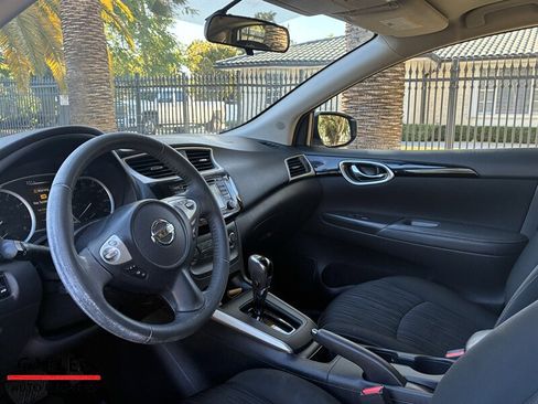 Used 2017 Nissan Sentra SV w/ Style Package image 12