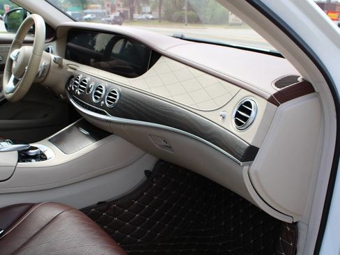 Used 2018 Mercedes-Benz S 560 4MATIC Sedan image 88