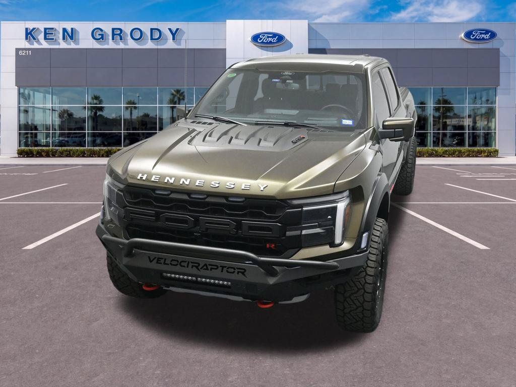 Used 2025 Ford F150 Raptor w/ Equipment Group 803A Raptor R AWD/4WD image 10