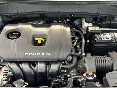 Used 2019 Hyundai Kona SE image 11
