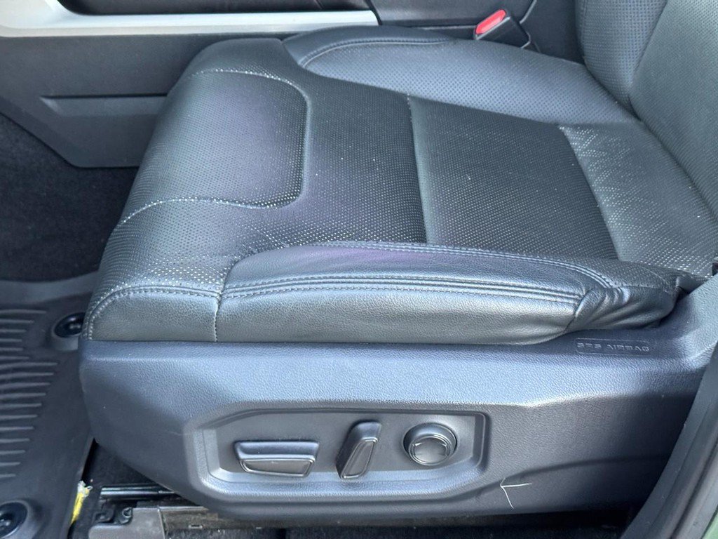 Used 2022 Toyota Tundra SR5 w/ Advanced Technology Package AWD/4WD image 18
